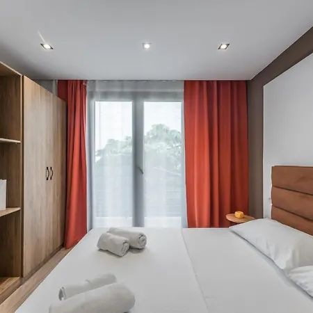 Orange -fully Equipped Full View Brand New Center Apartment