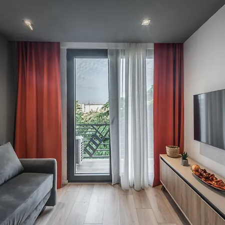 Orange -fully Equipped Full View Brand New Center Apartment *